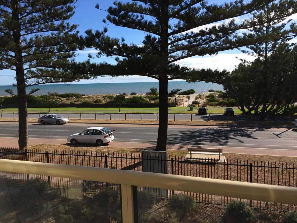 Adelaide - Semaphore Beach Front Exterior photo